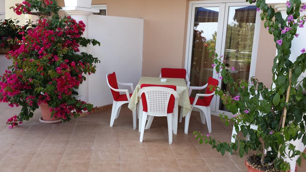 Firenze Apartments Улцин Екстериор снимка