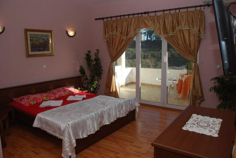 Firenze Apartments Улцин Екстериор снимка