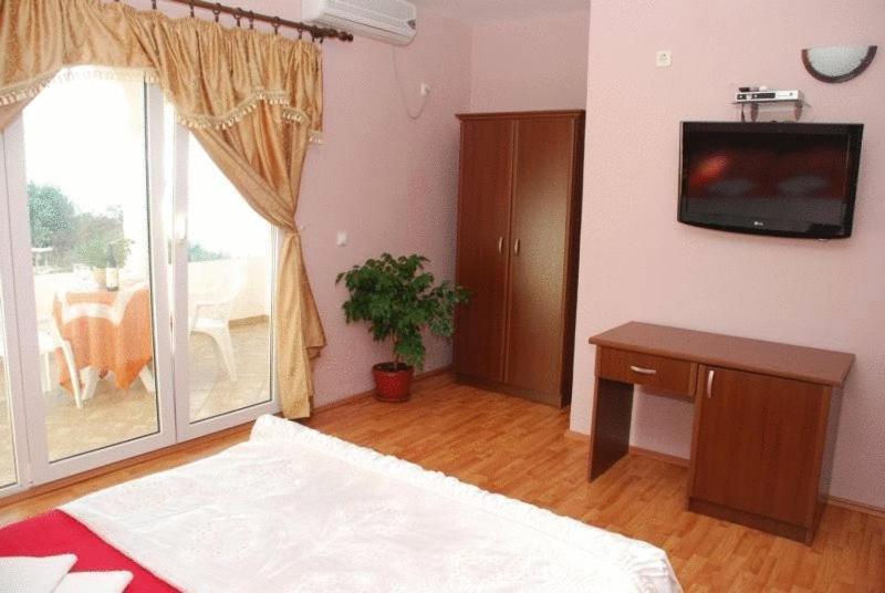 Firenze Apartments Улцин Екстериор снимка